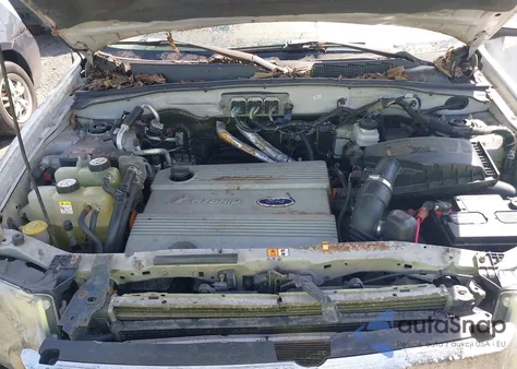 2008 Ford Escape Hybrid z USA, uszkodzony, nr VIN 1FMCU49H78KA42341